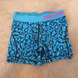 Girls Nike Pros